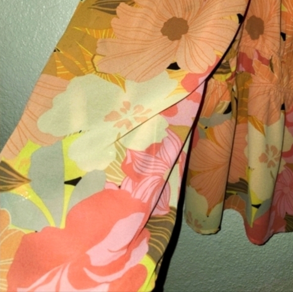 DR2 Boho Floral Top Balloon Sleeves Lined on Body On/Off Shoulder Size XXL EUC - Picture 3 of 7